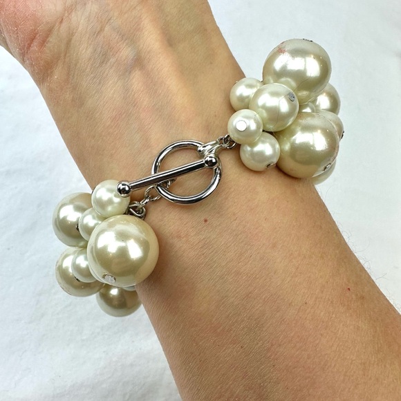 Ann Taylor Jewelry - Ann Taylor Bracelet Faux Pearl Rhinestones w/ Sparkling Baubles Toggle Closure